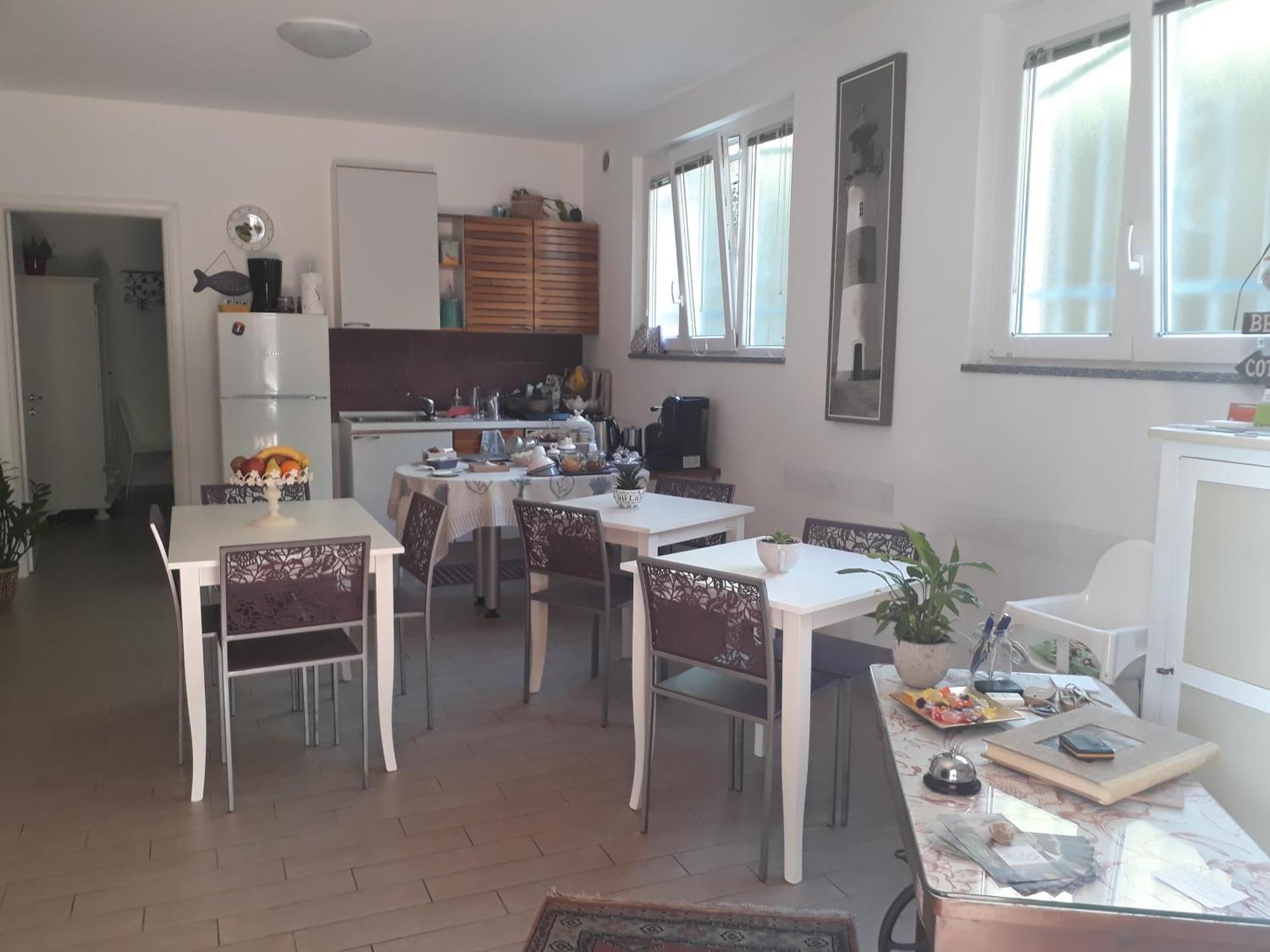 B&B Ai Tre Archi Spotorno Exterior foto